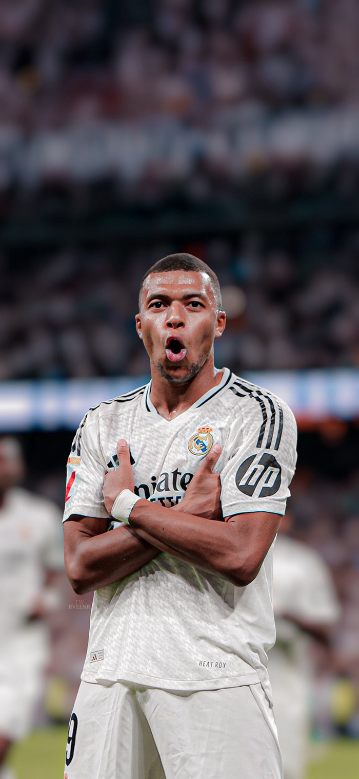 麦克阿瑟FCvs大埔亚冠赛前为香港大埔火灾遇难者...（亚冠赛前，麦克阿瑟FC对阵大埔，为香港大埔火灾遇难者致哀）