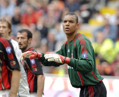 世体：布鲁日主场可容纳近30000人，巴萨将有1300名球迷助威（世体：布鲁日主场容量近3万，巴萨将有1300名球迷到场助威）