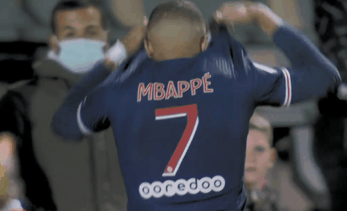 强势回归！萨内首次单场国家队比赛造3球，第二次梅开二度（火力全开！萨内国家队单场首次参与3球，国家队生涯第二次梅开二度）