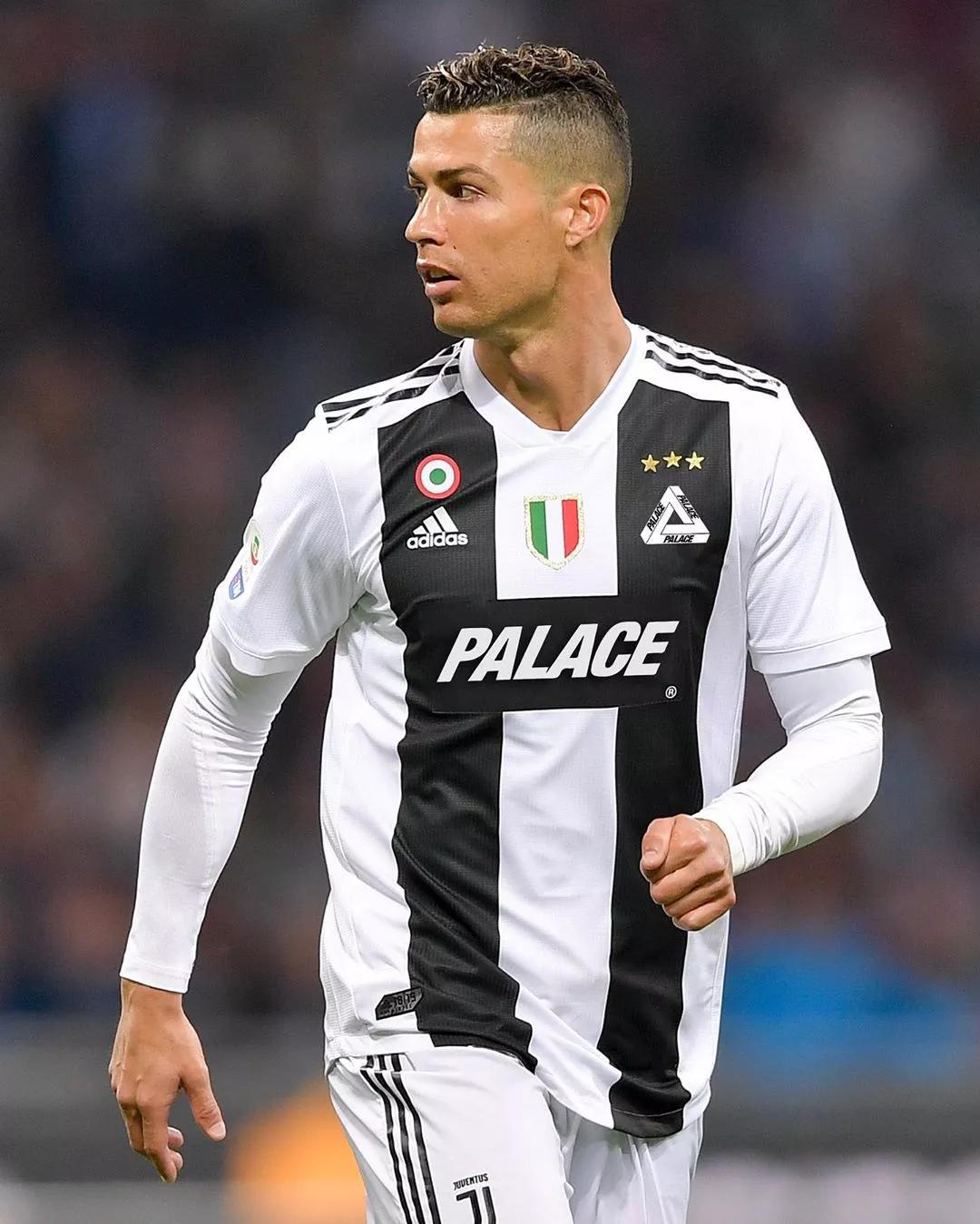 意大利杯尤文2-0乌迪内斯晋级，乔纳森-戴维、洛卡特利建功（意大利杯：尤文2-0淘汰乌迪内斯，乔纳森-戴维与洛卡特利携手破门晋级）