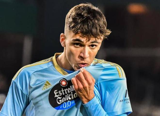 阿圭罗：阿根廷能赢2026世界杯；梅西是巴萨队史最重要的球员（阿圭罗：看好阿根廷夺得2026年世界杯，梅西是巴萨史上最重要的球员）