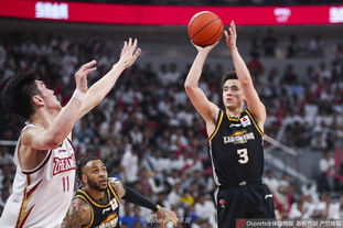 wendy六连红！英超-曼联1-1遭西汉姆联逼平，五轮联赛仅取一胜（Wendy豪取六连红！英超曼联1-1西汉姆联，近五轮仅一胜）