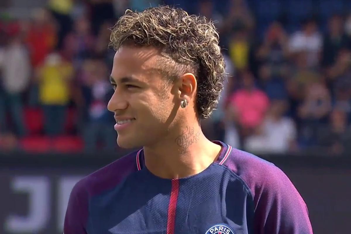 控球优势难转化为进球 敌队稳守反击（控球占优却难破门 对手扎实防守伺机反击）